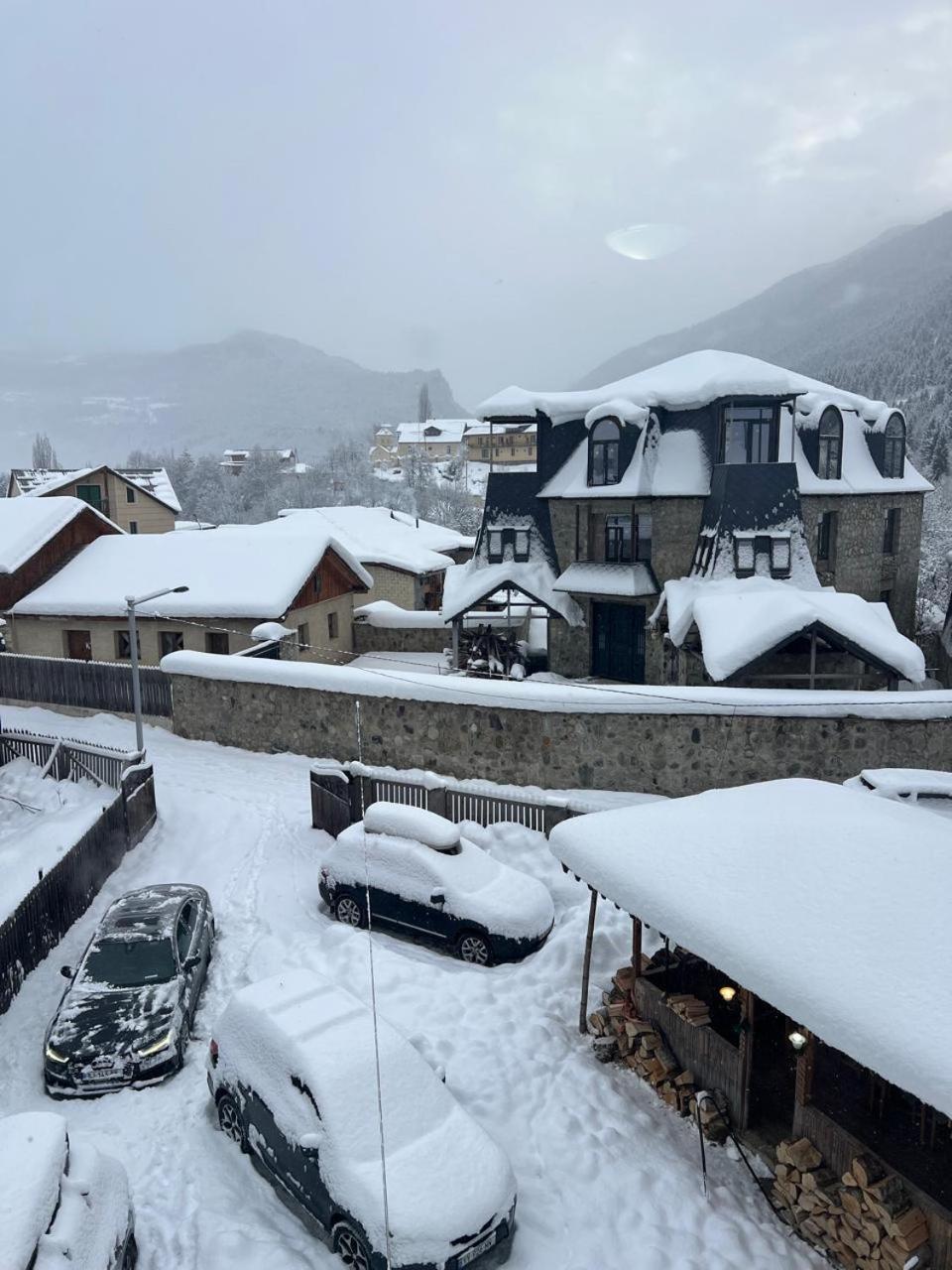 梅斯蒂亚 美思提亚旅行旅馆 酒店 外观 照片